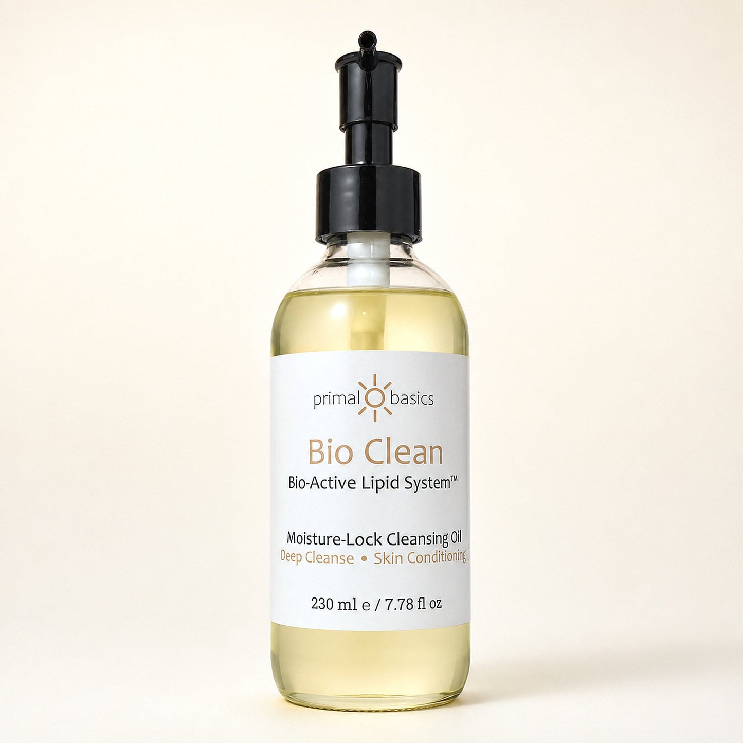 Bio Clean Moisture-Lock Cleansing Oil — 230ml bottle included in the set